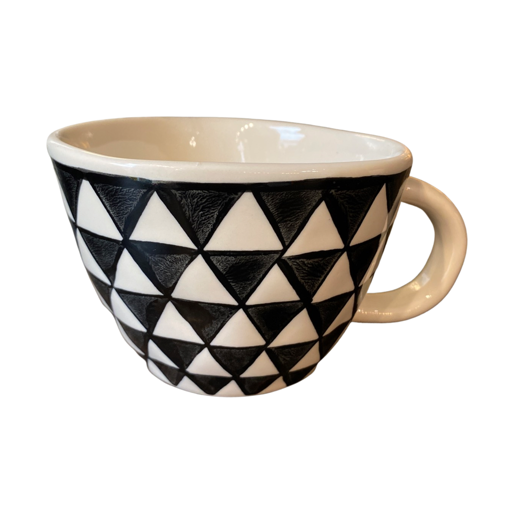 Stoneware cream and black chequered mug. jpg